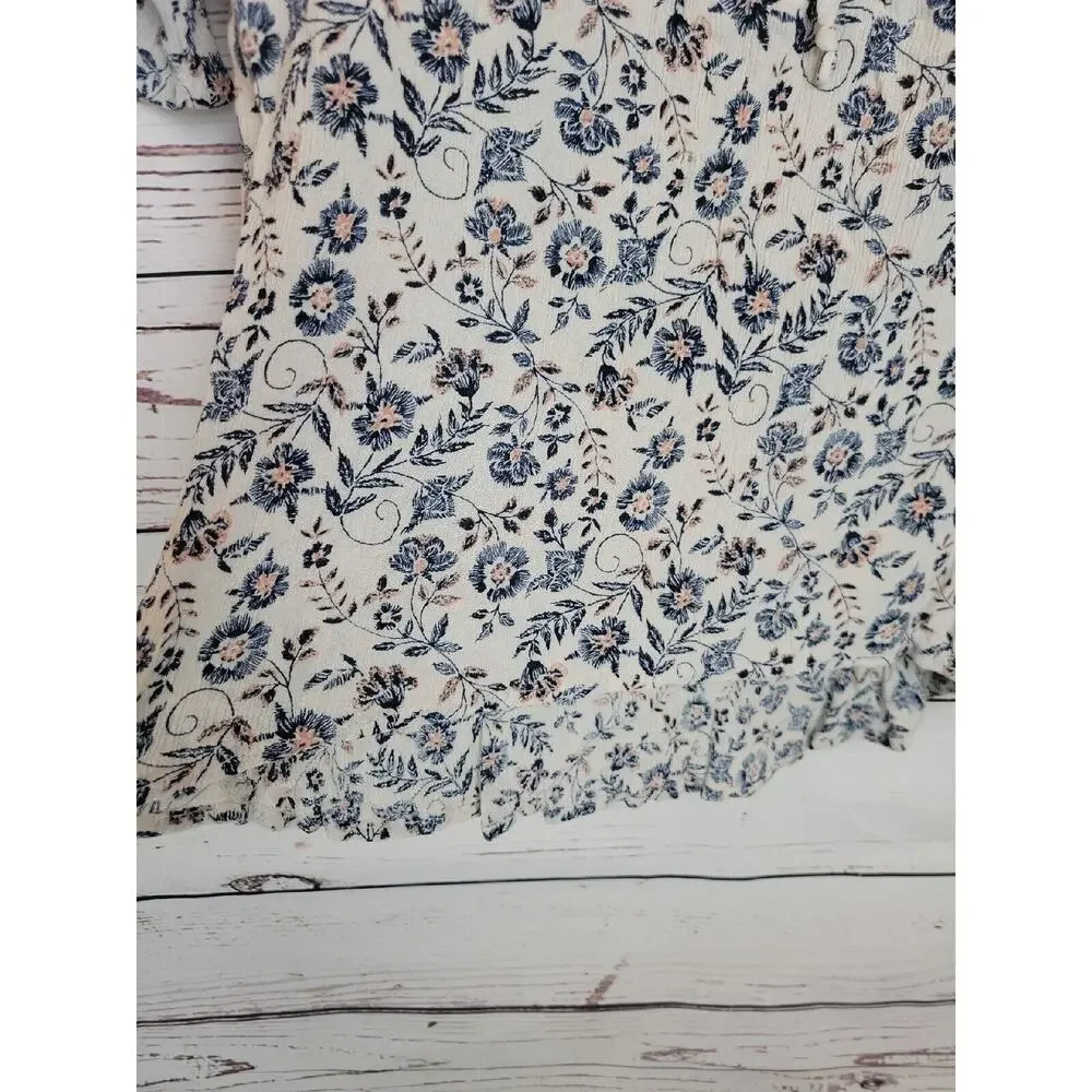 Maurices Blue Floral Print Crochet Crinkle Short Sleeve Boho Top Womens SZ Large